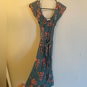Elegant Floral Maxi Dress in Blue and Pink